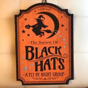 🐱 cute Halloween or gothic decoration!